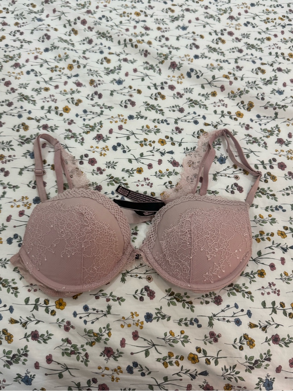 Victoria's Secret Very Sexy Lace Push Up Bra